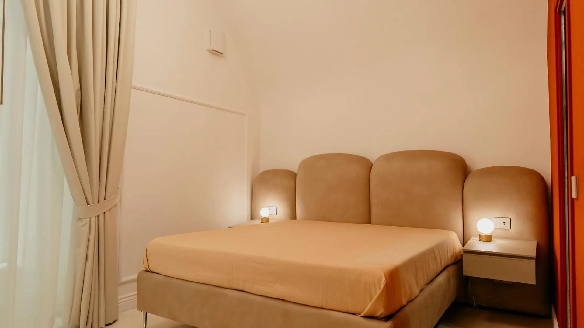 Apartment Luxury Apartment-Quartieri Spagn By Alux38 Naples