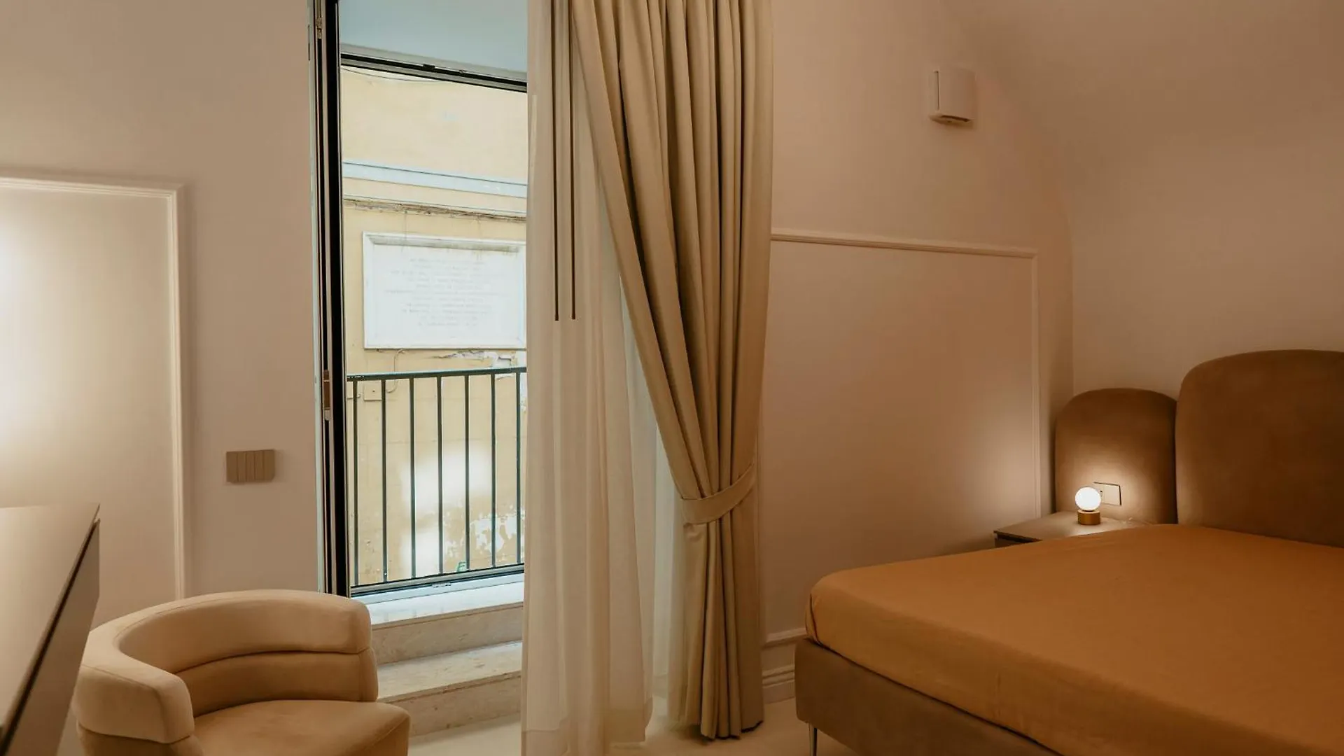 Luxury Apartment-Quartieri Spagn By Alux38 Naples
