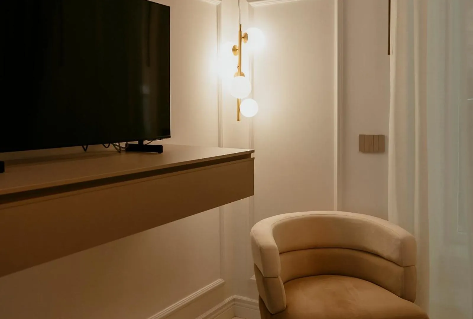 Apartment Luxury Apartment-Quartieri Spagn By Alux38 Naples Italy